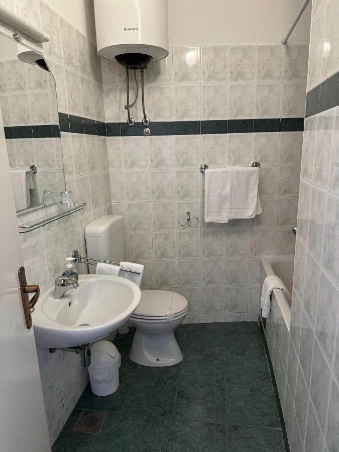 Longa Rooms Šibenik Exteriör bild